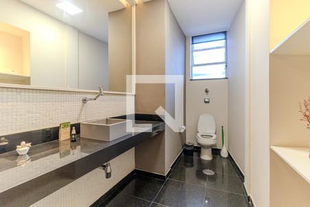 Lavabo de apartamento para alugar com 4 quartos, 346m² em Higienópolis, São Paulo