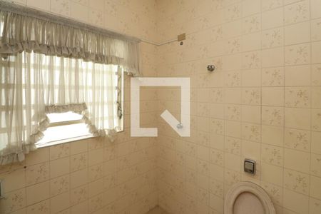 Banheiro 1 de casa à venda com 3 quartos, 285m² em Vila Irmaos Arnoni, São Paulo
