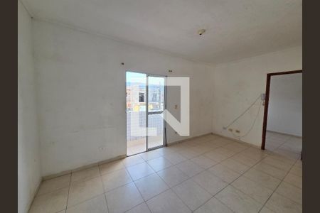 Sala de casa de condomínio para alugar com 2 quartos, 54m² em Parque das Americas, Praia Grande