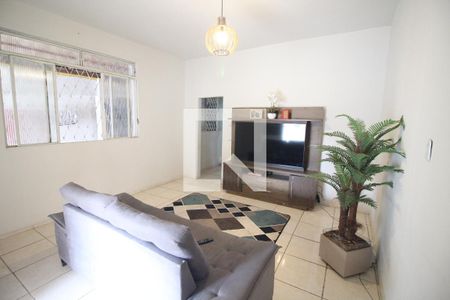 Casa à venda com 2 quartos, 240m² em Novo Eldorado, Contagem