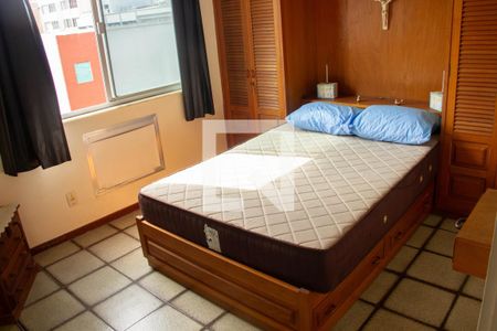 Suíte de apartamento para alugar com 3 quartos, 140m² em Centro, Cabo Frio