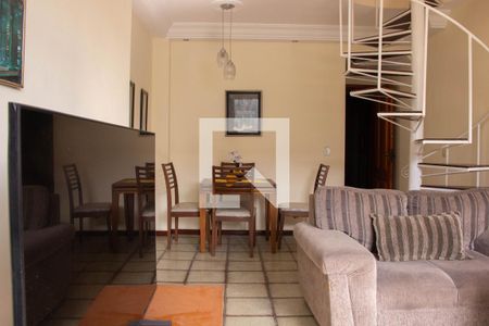 Sala de apartamento para alugar com 3 quartos, 140m² em Centro, Cabo Frio