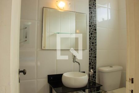 Banheiro da Suíte de apartamento para alugar com 3 quartos, 140m² em Centro, Cabo Frio