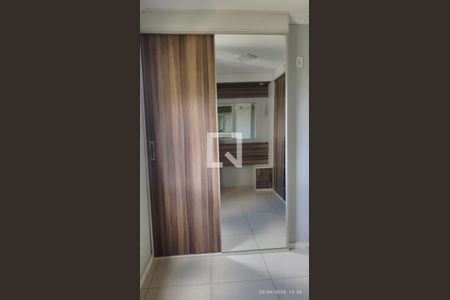 Quarto de apartamento para alugar com 3 quartos, 73m² em Nucleo Residencial Celia Mota, Barueri