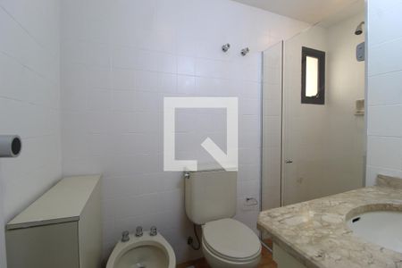 Banheiro de apartamento à venda com 1 quarto, 45m² em Itaim Bibi, São Paulo