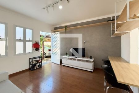 Sala de casa de condomínio para alugar com 2 quartos, 72m² em Vila Boa Esperanca, Valinhos