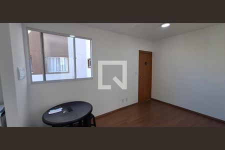 Sala de apartamento para alugar com 2 quartos, 44m² em Parque Residencial Candido Portinari, Ribeirão Preto