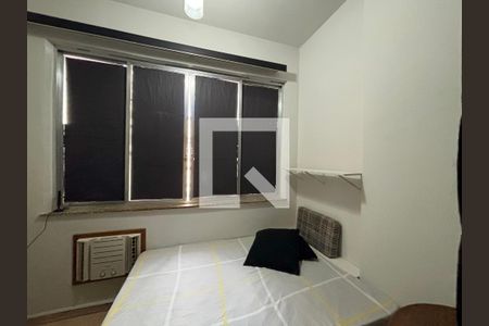 Quarto 1 de apartamento para alugar com 2 quartos, 24m² em Copacabana, Rio de Janeiro