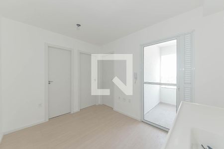 Sala - Cozinha Integrada de apartamento para alugar com 2 quartos, 32m² em Santo Amaro, São Paulo