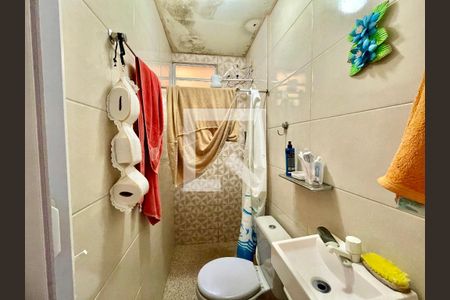 Banheiro social de apartamento para alugar com 2 quartos, 70m² em Granja de Freitas, Belo Horizonte
