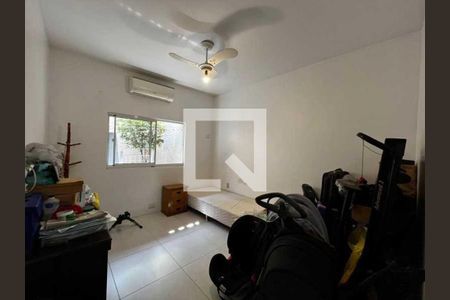 Casa de Condomínio à venda com 3 quartos, 273m² em Taquara, Rio de Janeiro