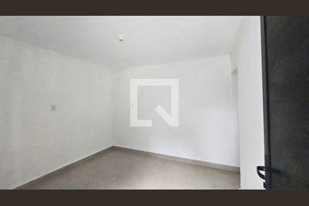 Quarto de casa à venda com 3 quartos, 150m² em Jardim Santa Mena, Guarulhos