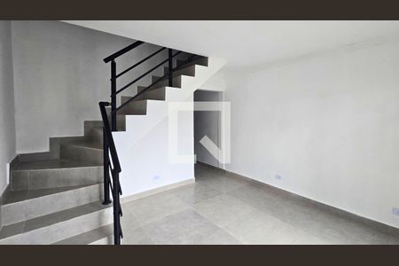Sala de casa à venda com 3 quartos, 150m² em Jardim Santa Mena, Guarulhos