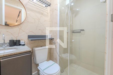 Banheiro de kitnet/studio para alugar com 1 quarto, 27m² em Bela Vista, São Paulo