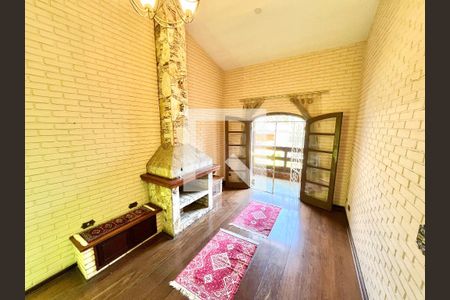 Sala de casa à venda com 2 quartos, 125m² em Jardim Sonia, São Paulo