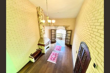 Sala de casa à venda com 2 quartos, 125m² em Jardim Sonia, São Paulo