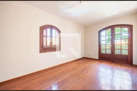 Casa à venda com 4 quartos, 476m² em Alphaville 06, Santana de Parnaíba