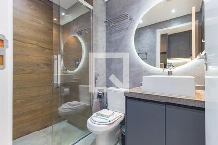 Banheiro de kitnet/studio para alugar com 1 quarto, 26m² em Vila Regente Feijó, São Paulo