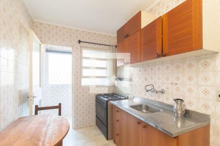 Cozinha de apartamento para alugar com 3 quartos, 50m² em Petrópolis, Porto Alegre
