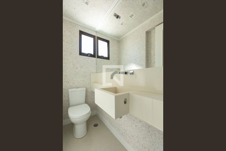 Lavabo de apartamento para alugar com 3 quartos, 147m² em Cambuí, Campinas