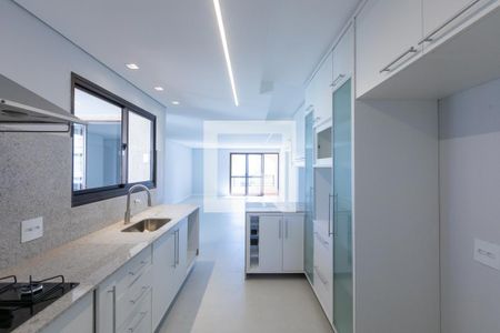 Cozinha de apartamento para alugar com 3 quartos, 147m² em Cambuí, Campinas