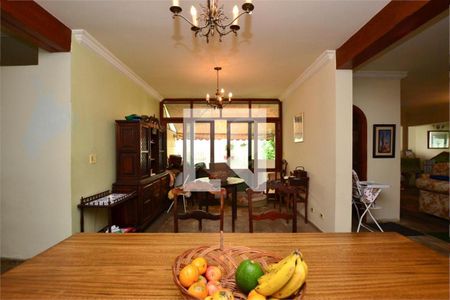 Casa à venda com 4 quartos, 600m² em Santo Amaro, São Paulo