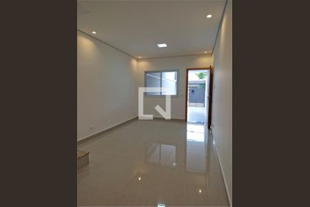 Casa à venda com 3 quartos, 110m² em Jardim Pirajussara, São Paulo