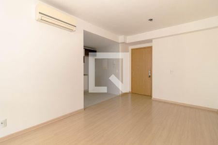Sala de apartamento para alugar com 2 quartos, 75m² em Passo d’Areia, Porto Alegre