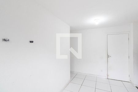 Sala de apartamento para alugar com 2 quartos, 49m² em Cosmos, Rio de Janeiro