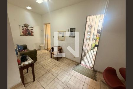 Casa à venda com 3 quartos, 125m² em Jardim Regis, São Paulo