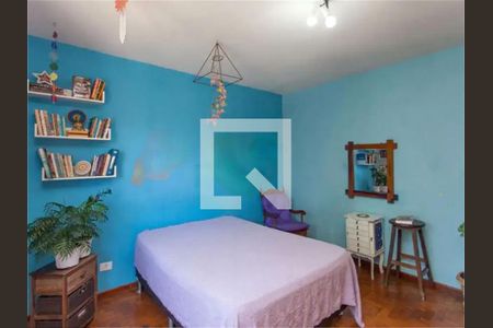 Casa à venda com 4 quartos, 197m² em Chácara Inglesa, São Paulo