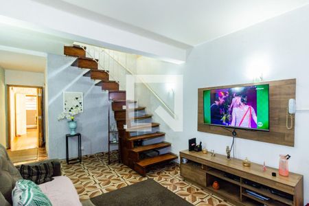 Casa à venda com 6 quartos, 175m² em Vila Palmeiras, São Paulo
