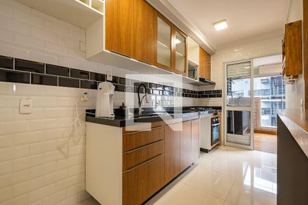 Sala/Cozinha de apartamento à venda com 1 quarto, 58m² em Pinheiros, São Paulo