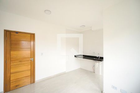 Sala e cozinha de apartamento para alugar com 1 quarto, 31m² em Penha de França, São Paulo