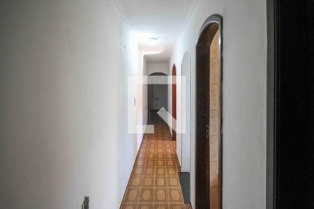 Corredor de casa para alugar com 3 quartos, 220m² em Jardim Tiete, São Paulo