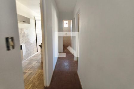 Corredor - Quartos de apartamento para alugar com 2 quartos, 64m² em Jardim Ipiranga, Campinas