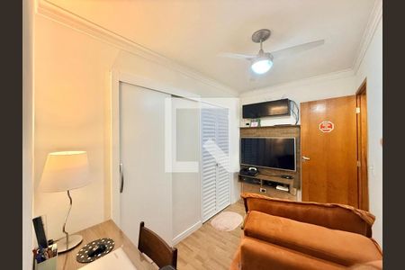 Quarto de casa de condomínio à venda com 3 quartos, 204m² em Vila Regente Feijó, São Paulo