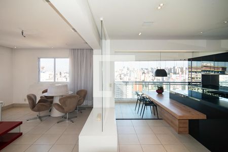 Sala / Cozinha de apartamento para alugar com 2 quartos, 135m² em Centro Histórico de São Paulo, São Paulo