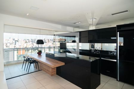 Sala / Cozinha de apartamento para alugar com 2 quartos, 135m² em Centro Histórico de São Paulo, São Paulo