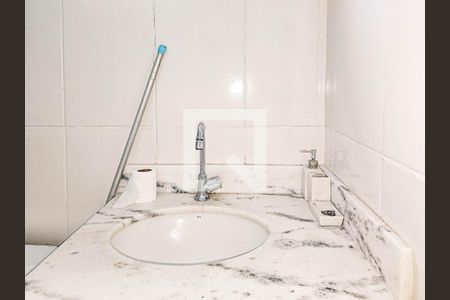 Suite Quarto 1 de apartamento para alugar com 2 quartos, 76m² em Parque Santo Antonio, Jacareí