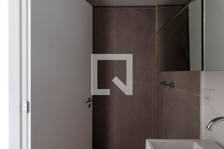 Banheiro de kitnet/studio para alugar com 1 quarto, 19m² em Jardim Vera Cruz, São Paulo