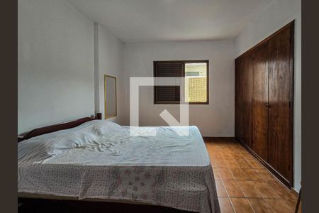 Quarto 1  de apartamento para alugar com 2 quartos, 82m² em Parque Santo Antonio, Jacareí