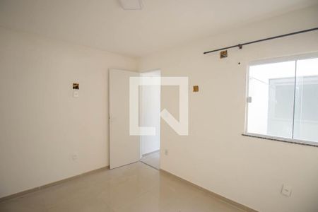 Suíte  de casa de condomínio para alugar com 2 quartos, 90m² em Colubandê, São Gonçalo