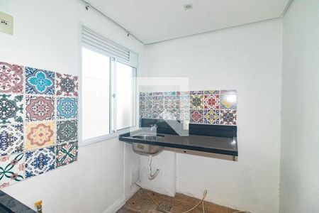 Cozinha de casa de condomínio para alugar com 2 quartos, 57m² em Humaitá, Porto Alegre