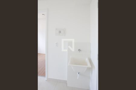 Sala e Cozinha de apartamento à venda com 1 quarto, 24m² em Parque Industrial Tomas Edson, São Paulo