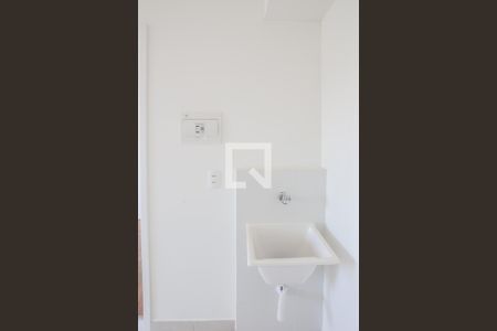 Sala e Cozinha de apartamento à venda com 1 quarto, 24m² em Parque Industrial Tomas Edson, São Paulo