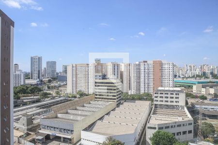 Vista da Sala e Cozinha de apartamento à venda com 1 quarto, 24m² em Parque Industrial Tomas Edson, São Paulo