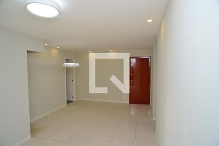 Sala de apartamento para alugar com 2 quartos, 100m² em Barra da Tijuca, Rio de Janeiro