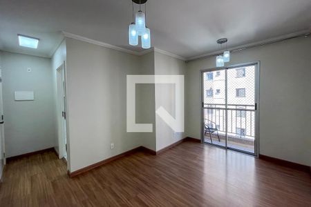 Sala de apartamento para alugar com 2 quartos, 52m² em Vila Liviero, São Paulo