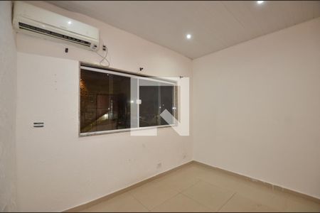 Quarto 1 de apartamento para alugar com 1 quarto, 130m² em Bento Ribeiro, Rio de Janeiro